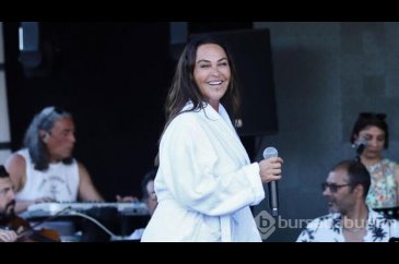 Hülya Avşar gümüş gibi parladı