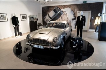 James Bond'un otomobili 60 milyon TL'ye satıldı
