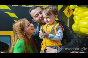 Hazal Kaya bebeğinin ilk adına yaptığı anketle karar verdi
