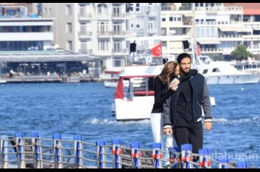 Şevval Şahin Boğaz'da aşka geldi