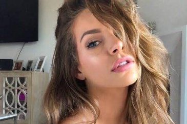 Film yıldızı Kimmy Granger: Babam menajerim oldu