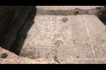 Suriye'de 1600 yıllık Roma mozaiği bulundu