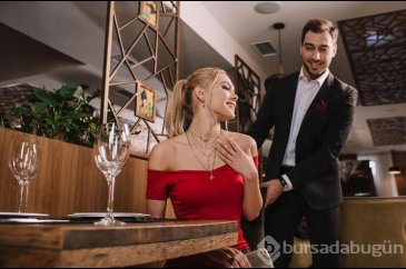 Göz teması kurun ve harekete geçin! Hoşlandığınız kişiyi etkileyin