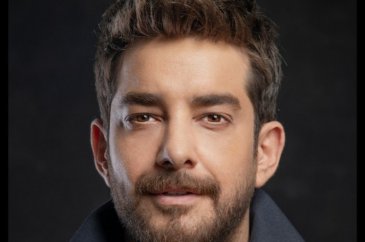 Enis Arıkan'dan set paylaşımı: Feride Hanım'a bir şey oldu!
