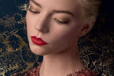 Anya Taylor-Joy Dior'un Noel kampanyasında