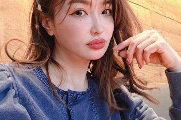 Japon model Risa Hirako gençliğin sırrını buldu
