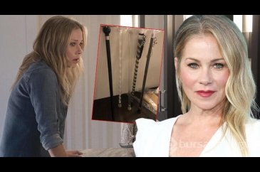 MS ile mücadele eden Christina Applegate: 20 kilo aldım ve bastonsu...