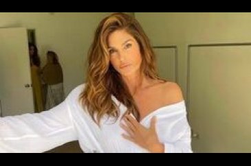 Cindy Crawford yaşam koçu tuttu
