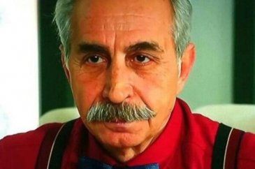Usta oyuncu Rıza Akın'a veda
