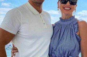 Mehmet Dinçerler'den Hadise'ye şok!