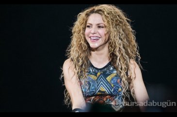 Shakira İngiliz moda markasının yüzü oldu