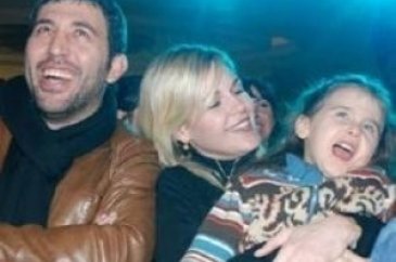 Emine Ün ve Emre Kınay'ın kızı Duru 18 oldu