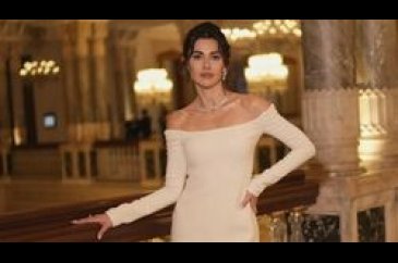 Nesrin Cavadzade: Abartıyı seviyorum
