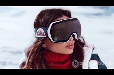 Emily Ratajkowski ünlü markanın kış sezonunda yer aldı