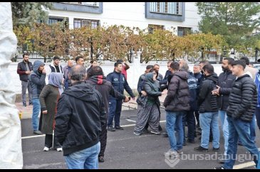 Kadın ve erkek pazarcılar gerginlik yaşadı