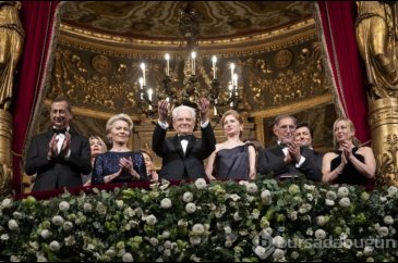 La Scala Operası'nın açılışı protestolar eşliğinde yapıldı