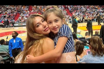 Şeyma Subaşı ve kızı Melisa'dan eğlenceli kareler