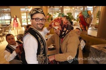 Down sendromlu garson neşe saçıyor