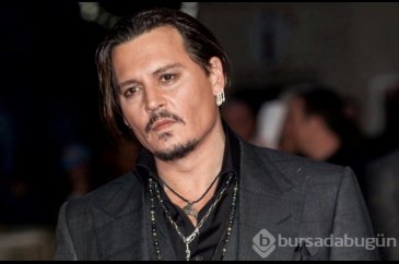 Johnny Depp'in Karayıp Korsanlar serisine dönmesi isteniyor