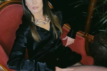 Hazal Subaşı minili pozunu paylaştı!