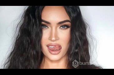 Megan Fox, göğüslerini yaptırdı
