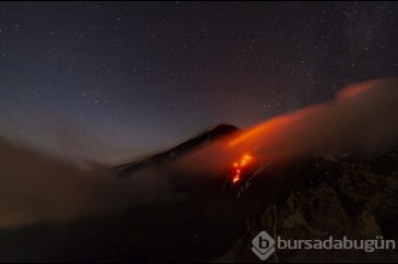 Etna Yanardağı yeniden lav püskürtmeye başladı