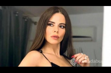Simge Sağın 2022 yılında 138 konser verdi
