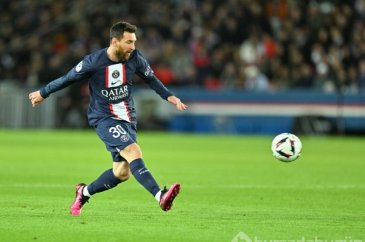 Messi Paris Saint-Germain'e geri döndü