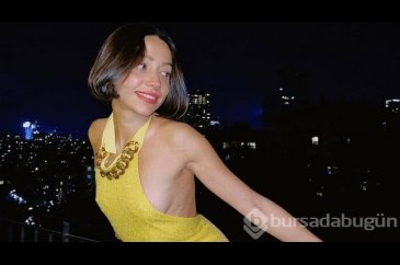 Zeynep Bastık'tan balkon pozu
