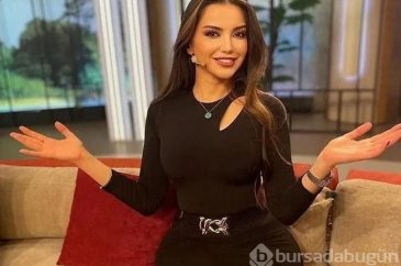 Esra Ezmeci hamilelik fotoğrafını paylaştı