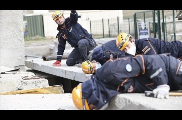 Deprem anında ve sonrasında yapılması gerekenler neler? Deprem çant...