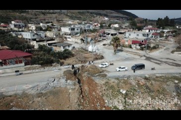 200 evden 10'u ayakta kaldı