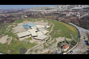  Malatya'nın UNESCO listesinde olan Arslantepe Höyüğü depremde hasa...