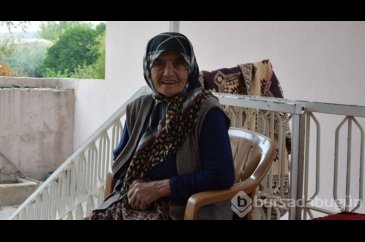 Ailesi için girdiği evin enkazında kaldı