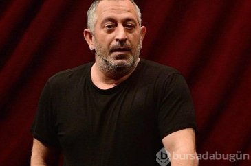 Cem Yılmaz çocuk psikoloğundan çıkarken görüntülendi