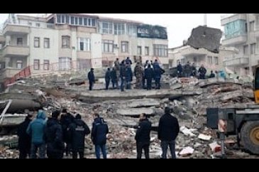James Bond yıldızının yardım çağrısına yanıt