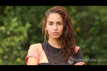 Survivor Berna Keklikler'in bikinili pozu sosyal medyayı ikiye böldü!