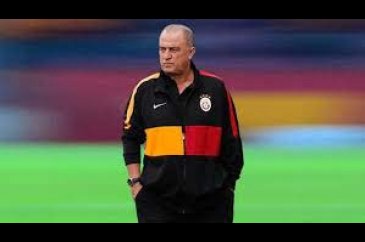 Fatih Terim'in imzalı formasına Fenerbahçeli alıcı