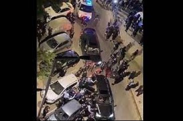 İsrail'de protesto sırasında Netanyahu'nun eşi kuaförde mahsur kaldı 