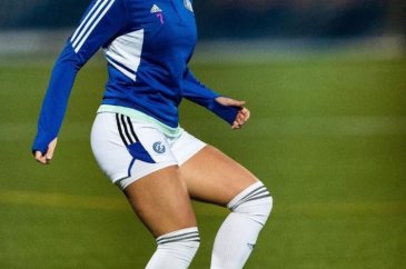 Dünyanın en güzel futbolcusu'ndan kötü haber! 