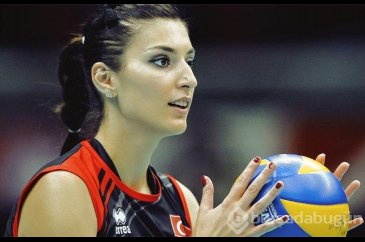 Voleybol'un efsanesi Neslihan Demir bakın kimle evli çıktı! 