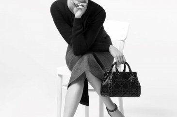 Anya Taylor- Joy Dior için kamera karşısına geçti
