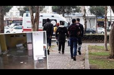 Depremzede çiftin sığındığı iş yerini su bastı