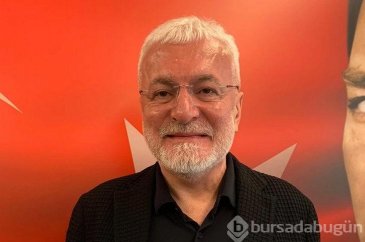 Sanatçı Onur Akın siyasete atılıyor! CHP'ye başvurdu