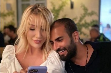 Seda Sayan, Çağlar Ökten'le aşk yuvalarını paylaştı!