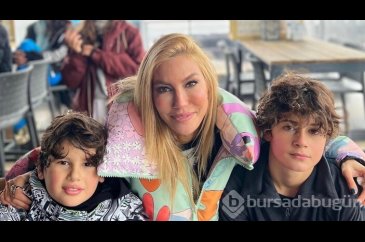 Ünlü model Çağla Şıkel'in çocuklarından biri liseli oldu
