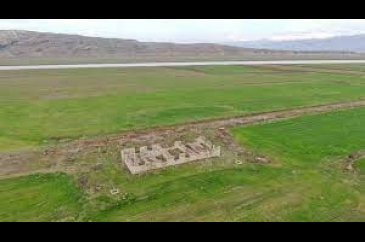 Sular çekilince eski tren garı gün yüzüne çıktı