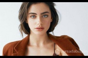 İsrailli model Yael Shelbia'nın cesur pozlarına beğeni yağdı