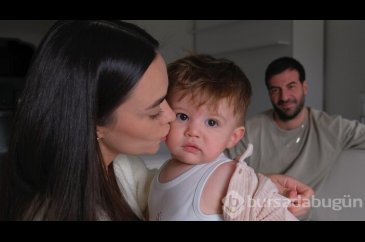 Hande Soral ve İsmail Demirci'den aile pozu 