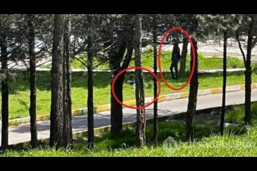 Öldürüp başında bekledi!